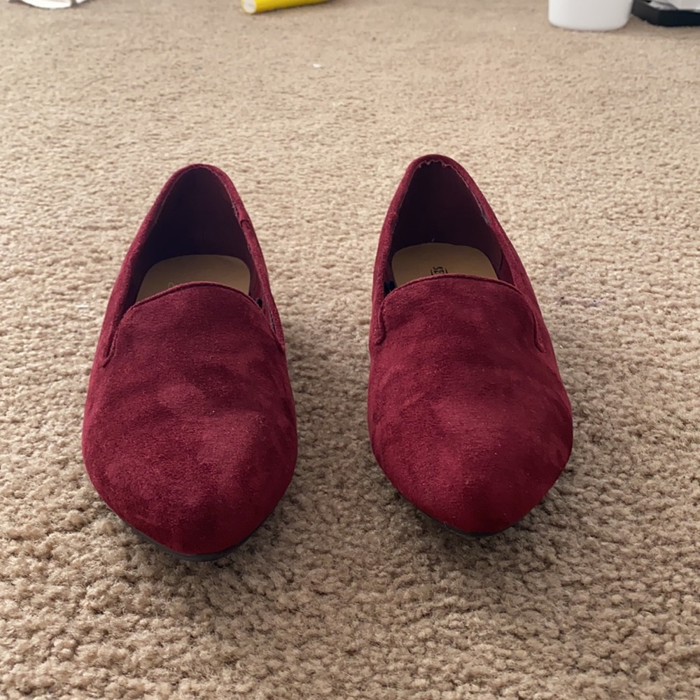 Flats - Picture 2 of 5